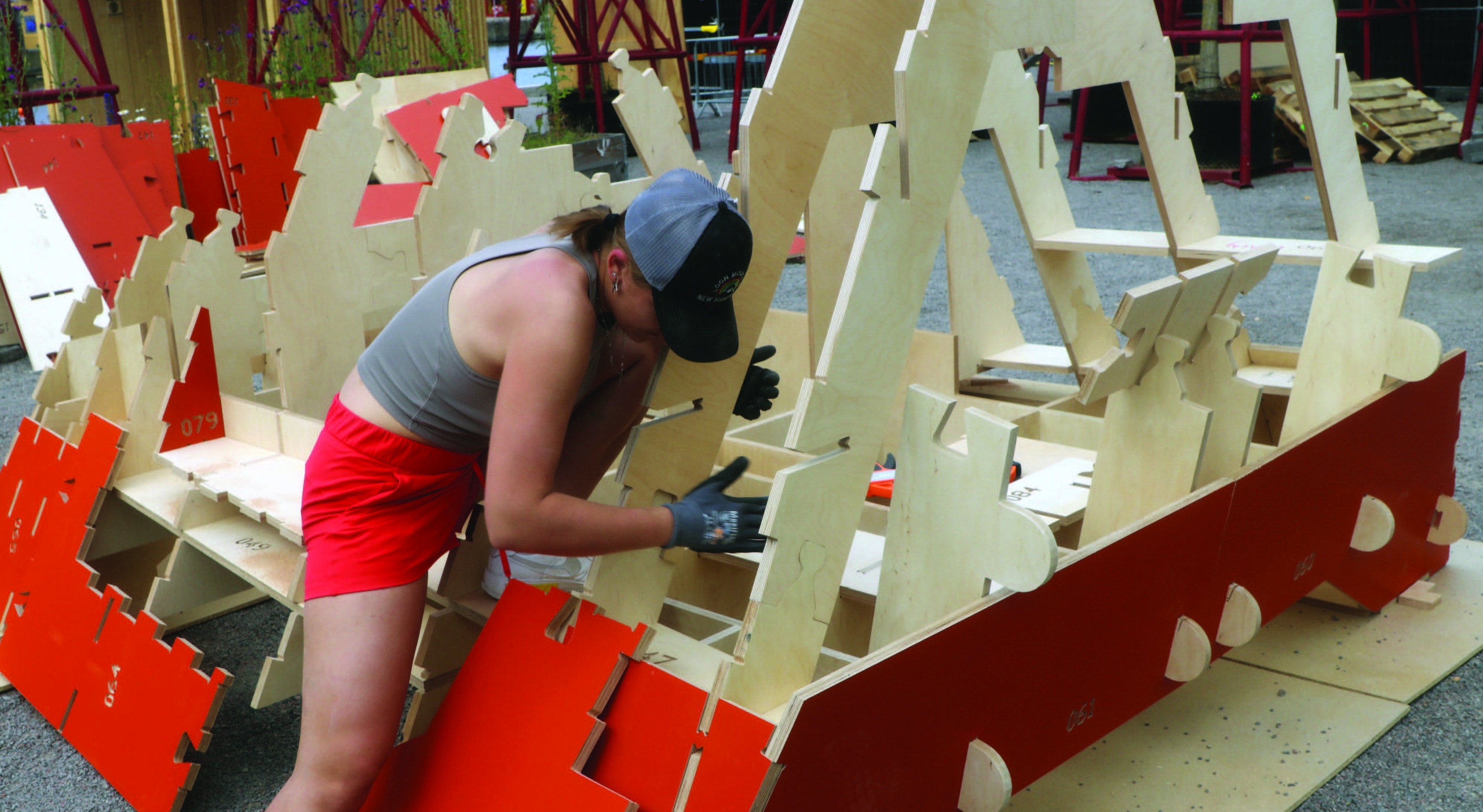 Plane Delivery: Towards a Physical Grammar for Large-Scale Digital Fabrication￼￼￼